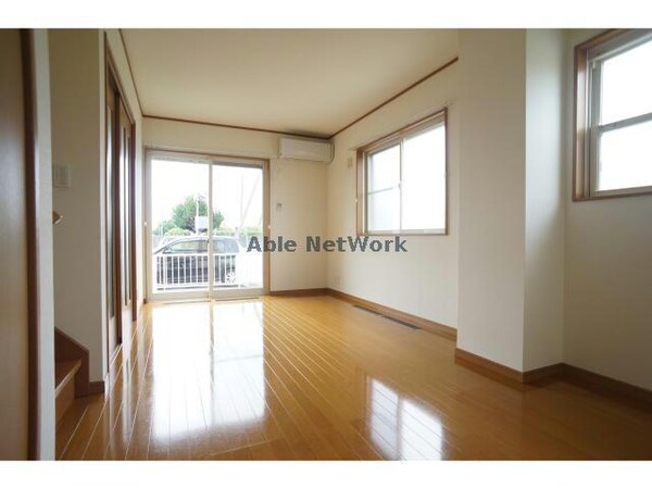 リビングダイニング(※反転タイプです。)