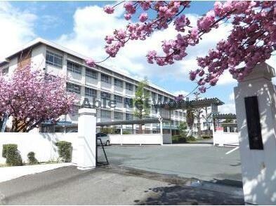 豊川市立東部中学校