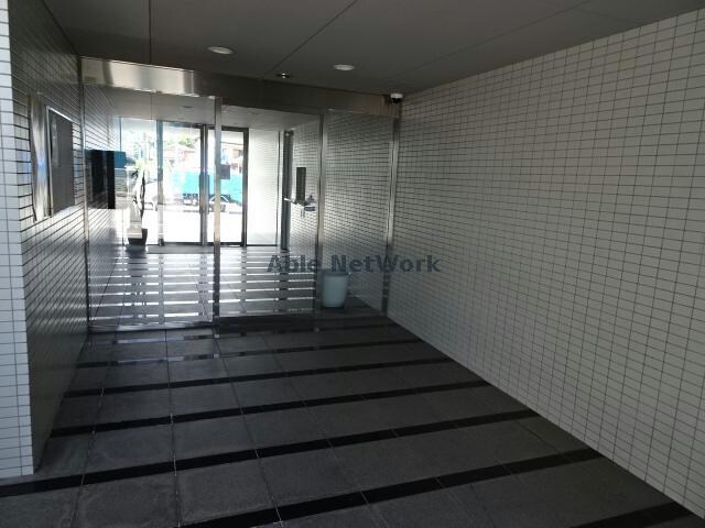 物件外観写真12　(エントランス)