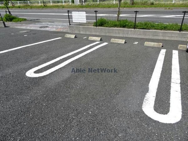 駐車場(ダブルライン)