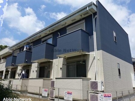 ヌウボーイナリ外観写真