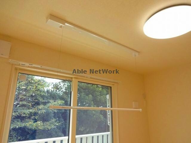 その他設備(室内物干し)