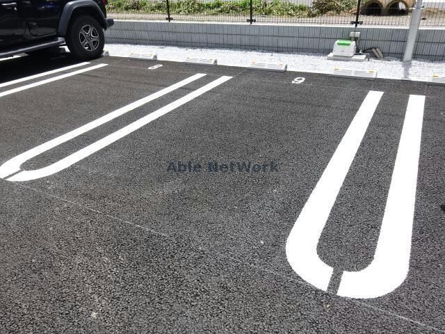 物件外観写真11　(ダブルライン)