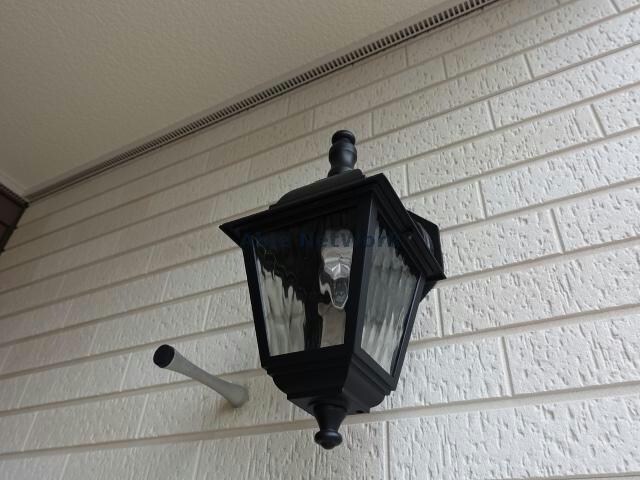 建物設備(玄関照明)