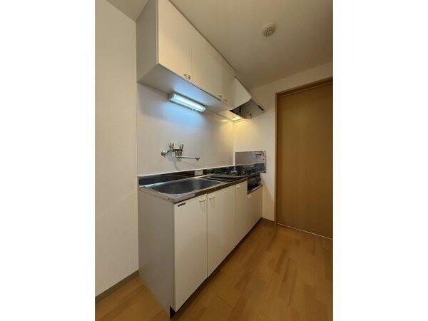 キッチン(料理も頑張れる２口ガスコンロ付きキッチン)