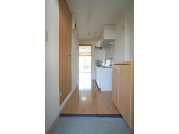 玄関回り(下駄箱)