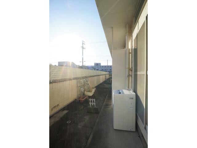 物件内観写真9　(南向き♪)