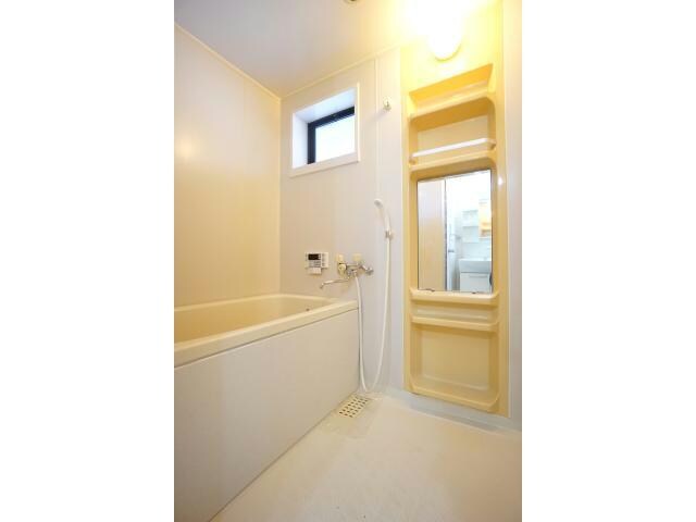 物件内観写真12　(追い焚き給湯)