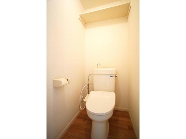 物件内観写真9　(バストイレ別♪)