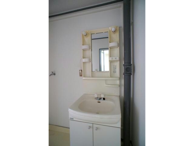 物件内観写真13　(独立洗面台♪)