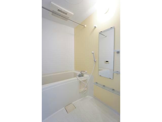 物件内観写真9　(ガス追い焚き)