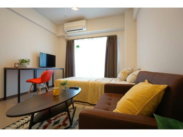 物件内観写真5　(家具家電付きルーム)