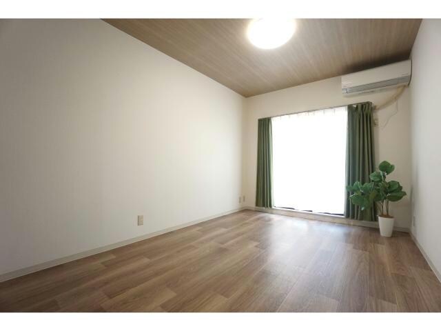 物件外観写真1　(203)