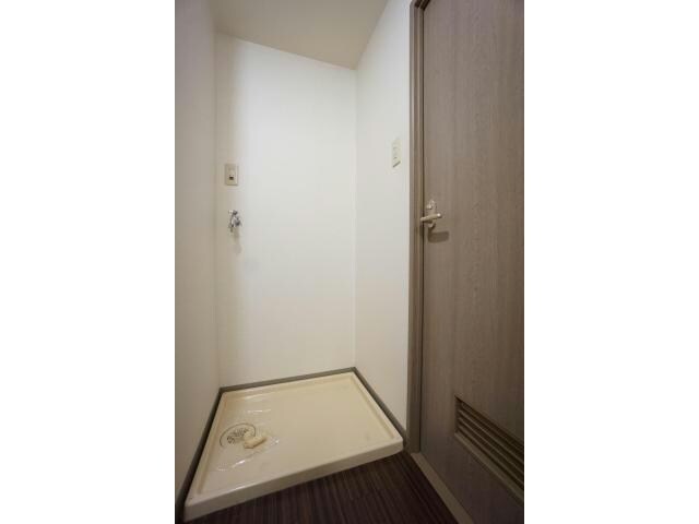 物件内観写真10　(室内洗濯機置場)