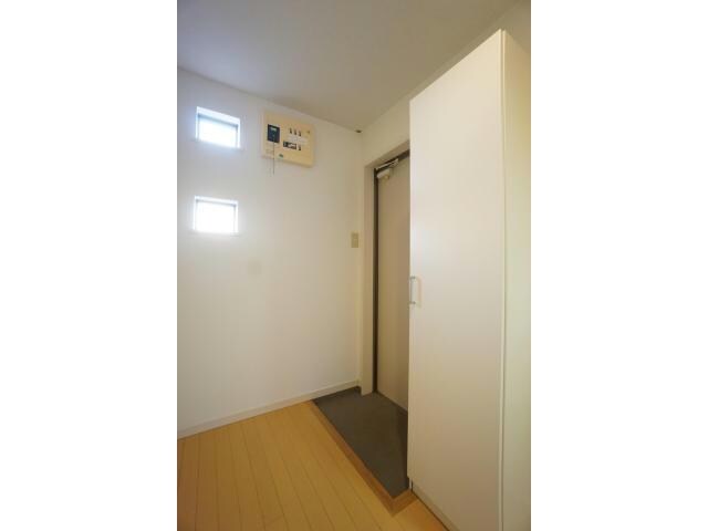物件内観写真9　(シューズボックス)