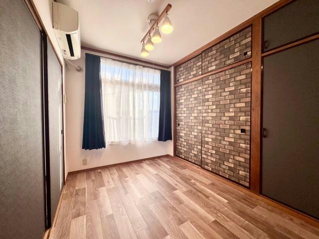 物件内観写真6　(お洒落な照明付き)