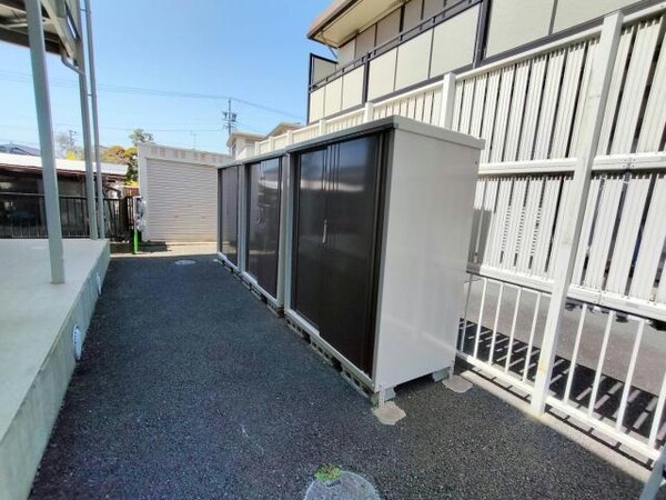 その他(貸し出し用物置)