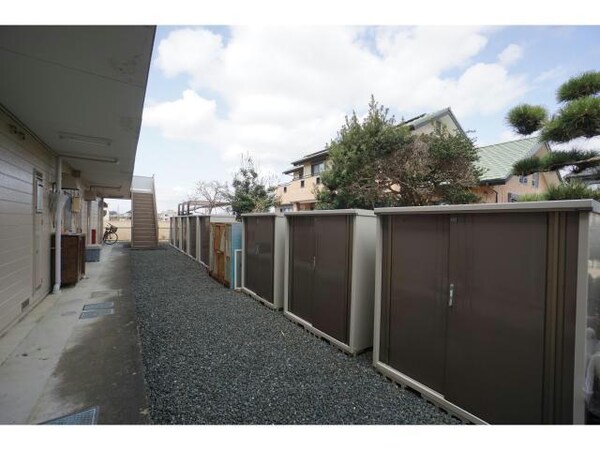建物設備(あると便利な専用物置付き◎)