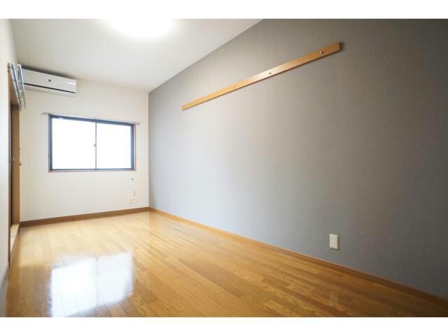物件内観写真3　(エアコン付き)