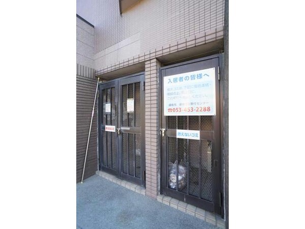 建物設備(入居者さん専用ごみ置場)