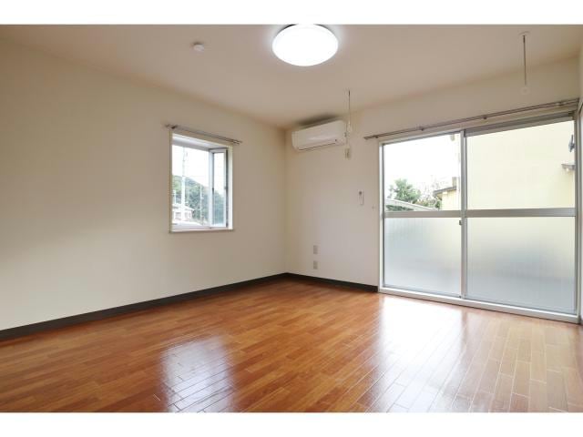 物件内観写真5　(他の部屋の写真です)