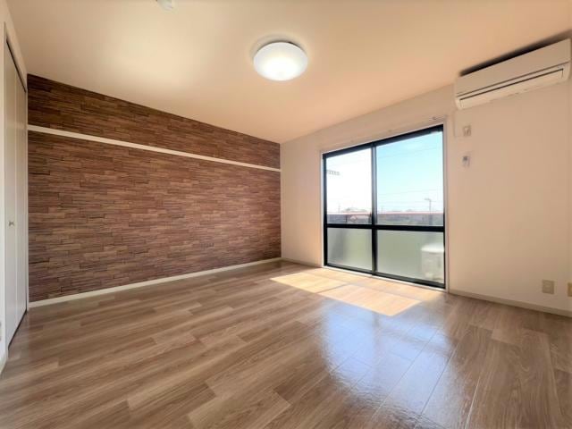 物件内観写真6　(内装をおしゃれにリフォーム！)