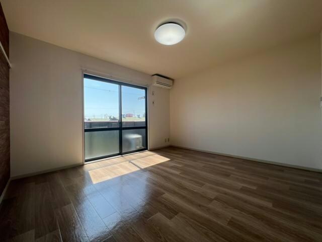 物件内観写真8　(エアコン1基付き！)