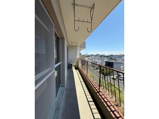 物件内観写真10　(高台、日当たり良好)