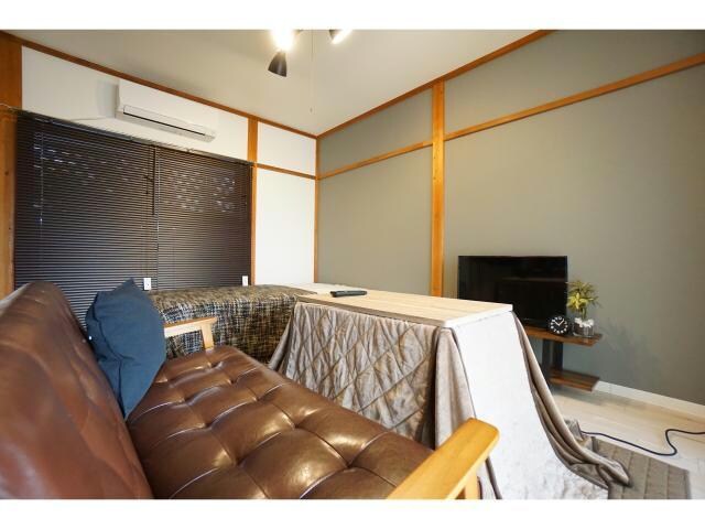 物件内観写真7　(ダイニングこたつ付き！)