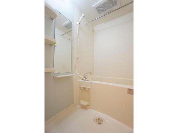 バス／シャワールーム等(浴室乾燥機付き)