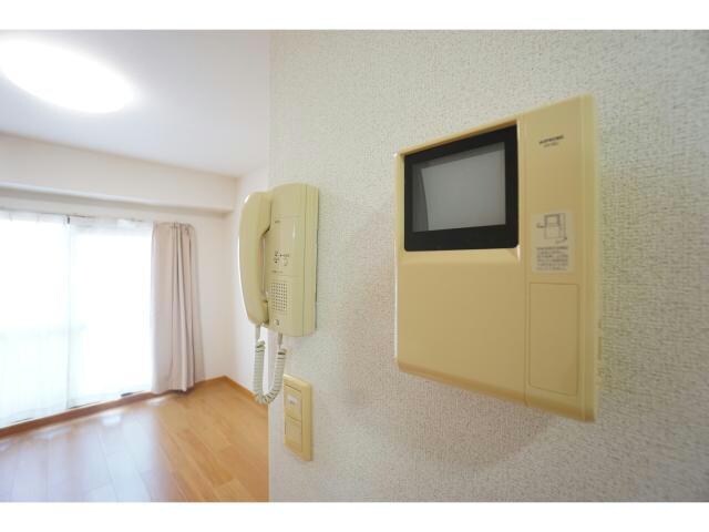 物件内観写真14　(エントランスはオートロック)