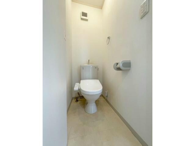 物件内観写真10　(温水洗浄便座付き★)