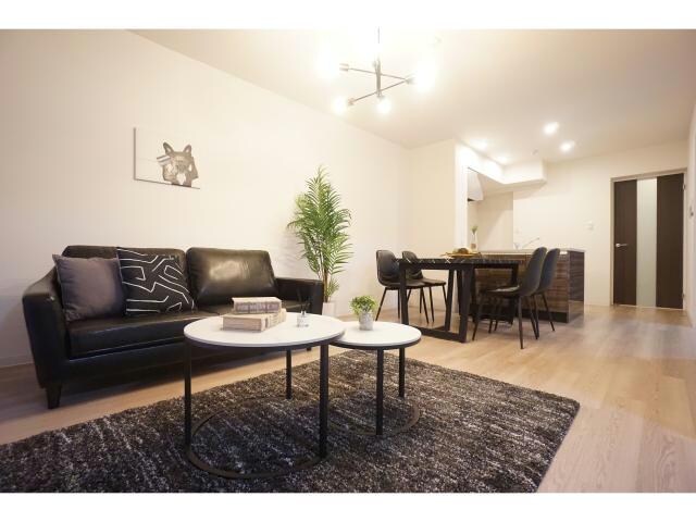 物件外観写真1　(302※モデルルーム)