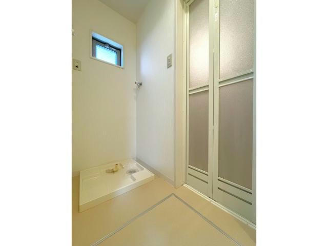 物件内観写真7　(室内洗濯機置き場)