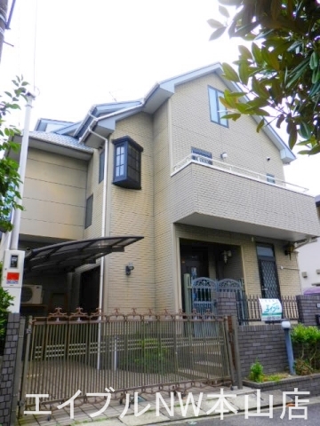 池上町一丁目三階建貸家