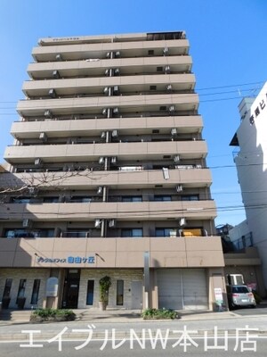 グランドール千種台外観写真