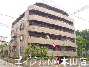 サンマンションドゥーシェ猫洞外観写真