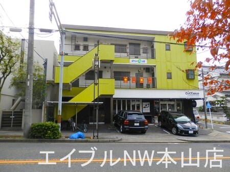 ダイソー15号館外観写真