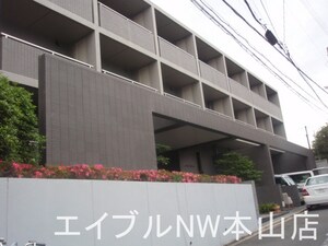 メイビル覚王山外観写真