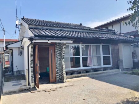 加治木本町貸家外観写真