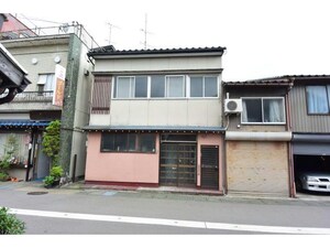 南砺市福野山崎貸家外観写真