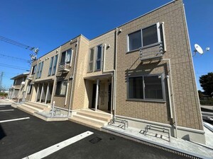 にゅうまごびれっじⅢA棟外観写真