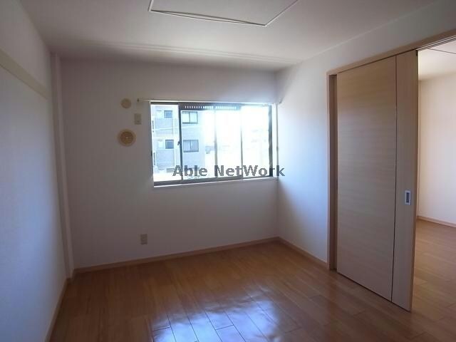 物件内観写真6　(居室)