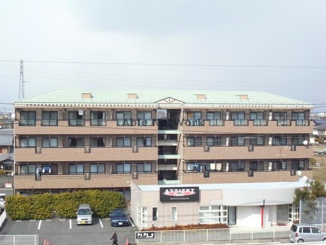 惣武マンションの物件外観写真