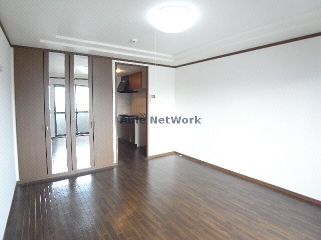 物件内観写真6　(居室)