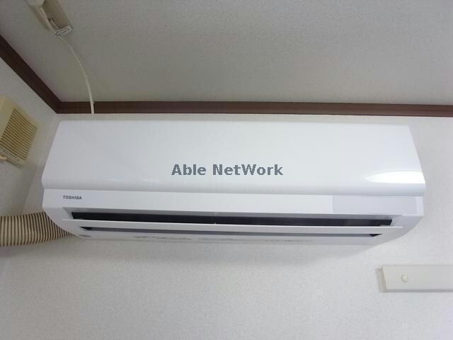 物件内観写真16　(エアコン)