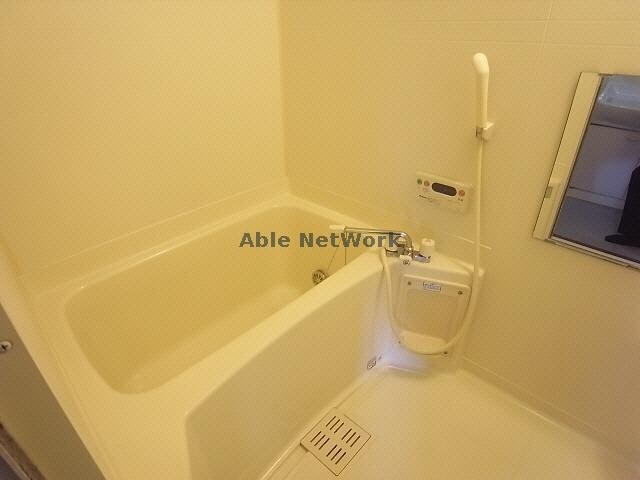 物件内観写真12　(浴室)