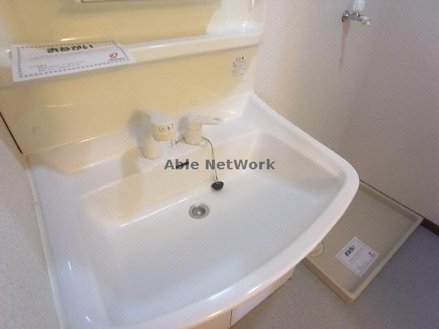 物件内観写真14　(ｼｬﾜｰ付き独立洗面台)