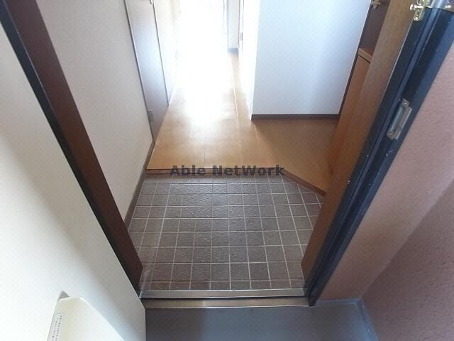 物件内観写真15　(玄関)