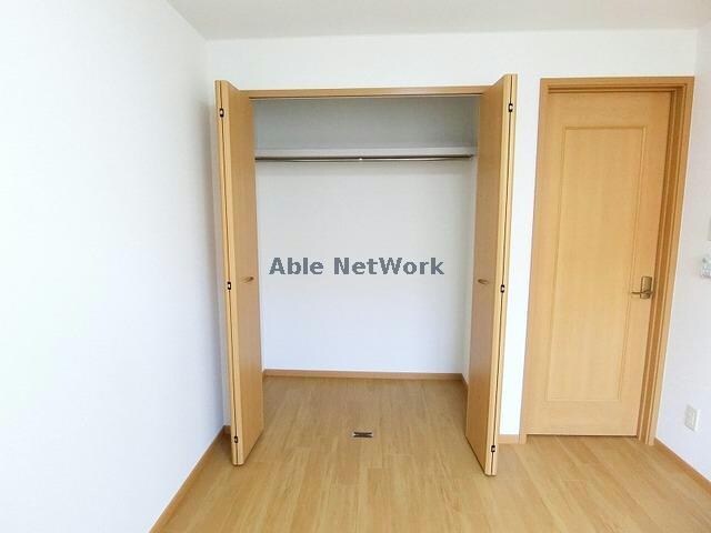 物件内観写真10　(収納)